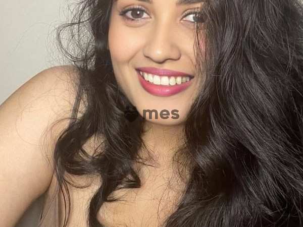 I am available online offline real meat and💦online all Sex if you are genuine then👅come my💋WhatsA