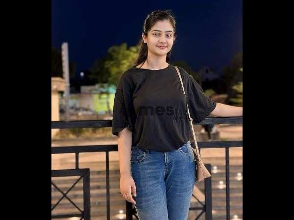 🔥 **HY SIR CALL 📞 8969716615 📞 ME FULL SAFE AND SECURE LOW PRICE HIGH PROFILE LUXURY SERVICE** 🔥
