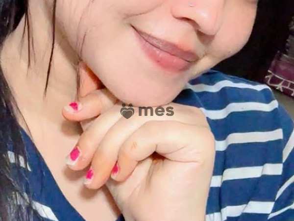 Hyy sir video call services available in my escorts   Full safe and secure no demo charges     Direc