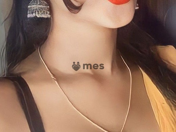 Riya Singh cute call girl genuine service available full enjoy