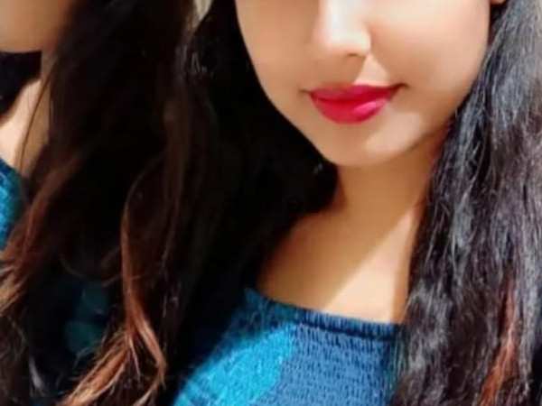 AVAILABLE FOR COMPLETE ENJOYMENT WITH HIGH PROFILE INDIAN MODEL AVAILABLE HOTEL & HOME ★ SAFE AND SE