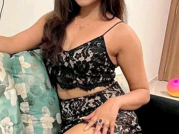 100% safe and secure call girl home 🏠 and hotel 🛏️ service available full enjoyment anel orel blow