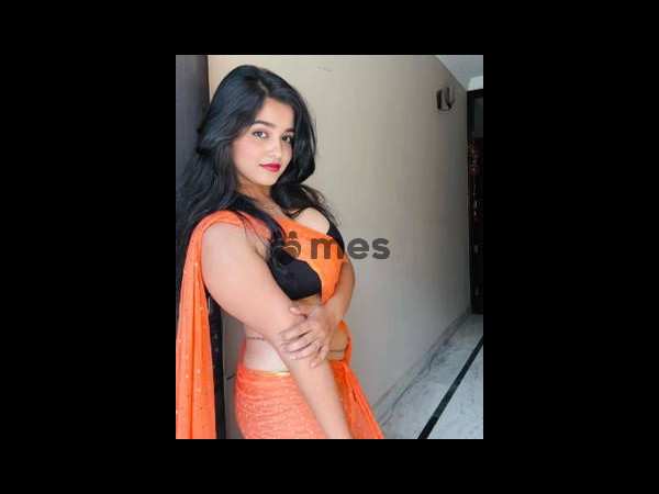 GENUINE HIGH//92416//87588// PROFILE COLLEGE GIRL AND HOUSEWIFE AVAILABLE CONTACT ME