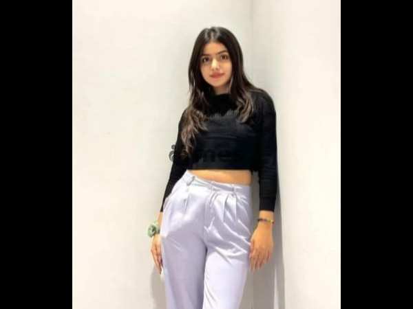 24 hour available short home service hotel serviceGENUINEAll over vip star category Hotel outcall se