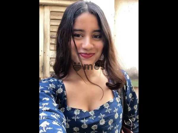 Nandani patel ♥️📲1h -1000 🟢2h -2000 💋3h 2500 👄🫦full day 3500🥰 full night -4000 🟢full enjoy ♥️